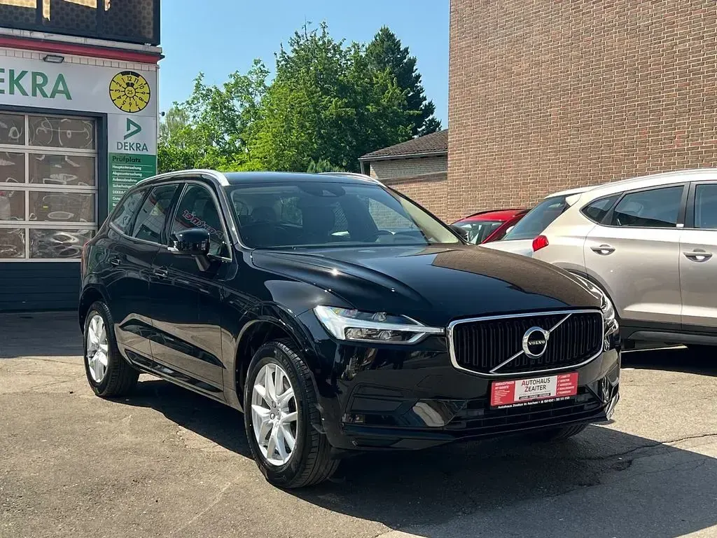 Gebraucht Volvo XC60 Momentum 190 PS (139 kW) 2017 Schwarz SUV