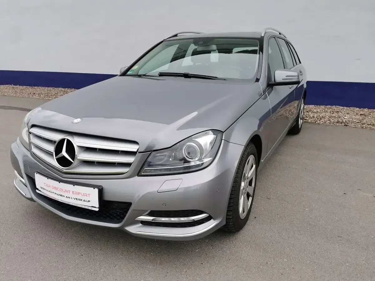 Gebraucht Mercedes C250 Avantgarde 204 PS (150 kW) 2013 Palladiumsilber  metalliclack Kombi
