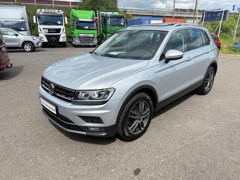 Gebraucht VW Tiguan Highline 150 PS (110 kW) 2020 Silber SUV