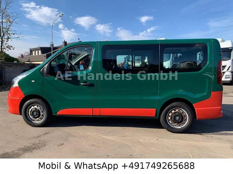 Gebraucht Renault Trafic 95 PS (69 kW) 2018 Grün Van / Kleinbus