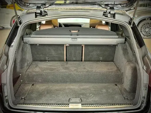 Gebraucht Mercedes E300 320 PS (235 kW) 2023