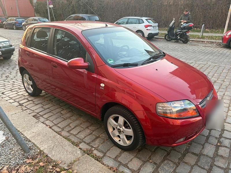 Gebraucht Chevrolet Kalos 100 PS (73 kW) 2007 Rot Limousine
