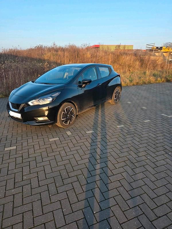 Schwarz Gebraucht 2022 Nissan Micra Kleinwagen | 14.800 € (Fairer Preis) - Bild 1/4