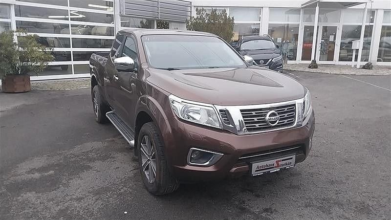 Gebraucht Nissan Navara N-Connecta 163 PS (119 kW) 2017 Earth bronze (m) Abholung