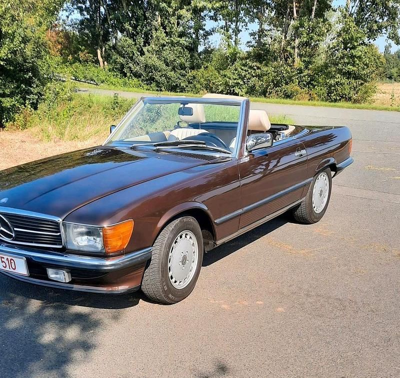 Braun Gebraucht 1986 Mercedes SL300 Cabrio | 52.000 € - Bild 1/4