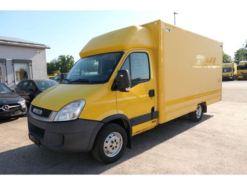 Gebraucht Iveco Daily 106 PS (77 kW) 2011 Gelb Van