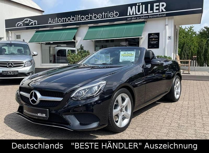 Schwarz Gebraucht 2018 Mercedes SLC200 Cabrio | 27.890 € (Fairer Preis) - Bild 1/4