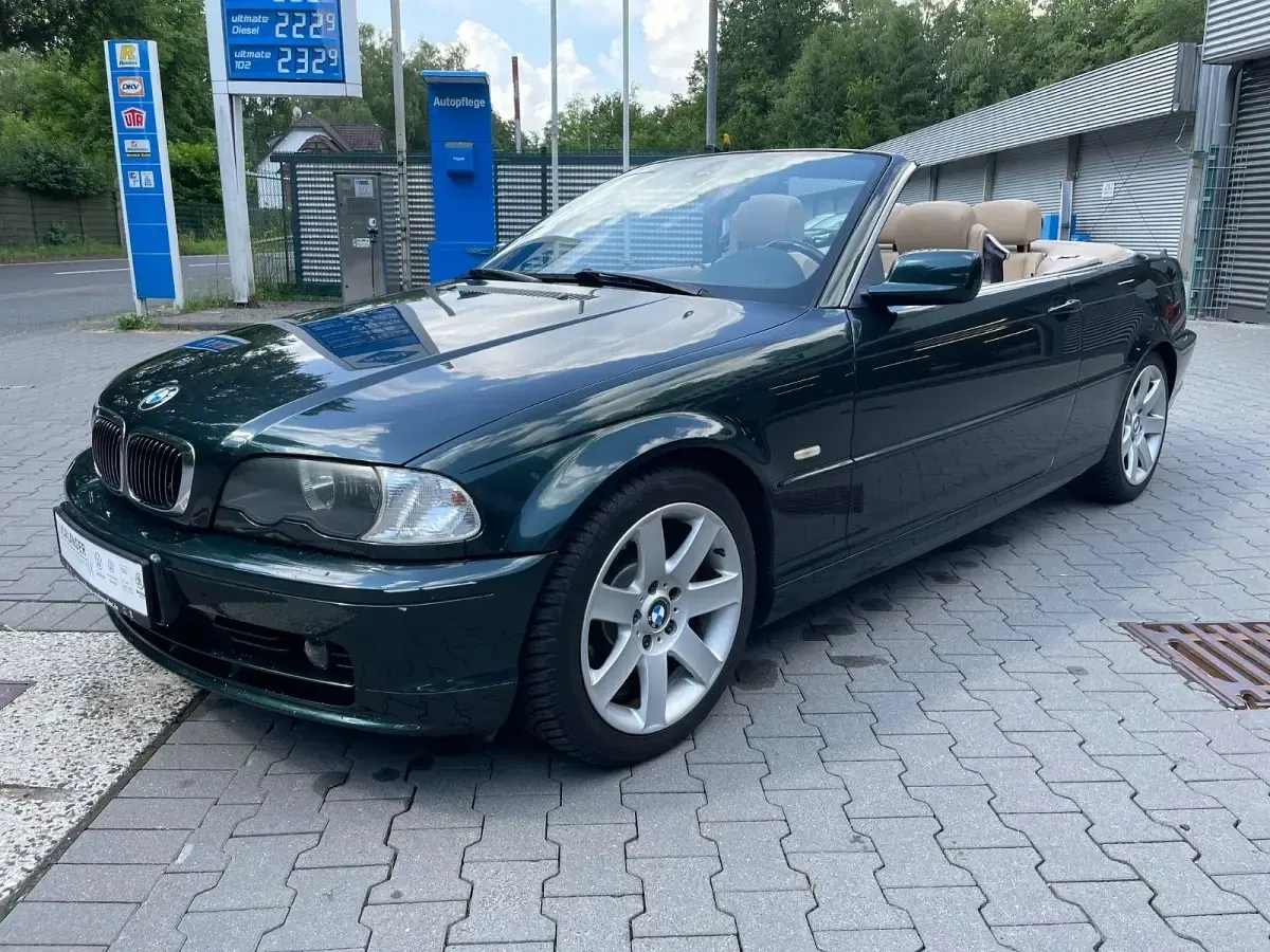 Gebraucht BMW 325 Cabriolet 192 PS (141 kW) 2002 Grün Cabrio