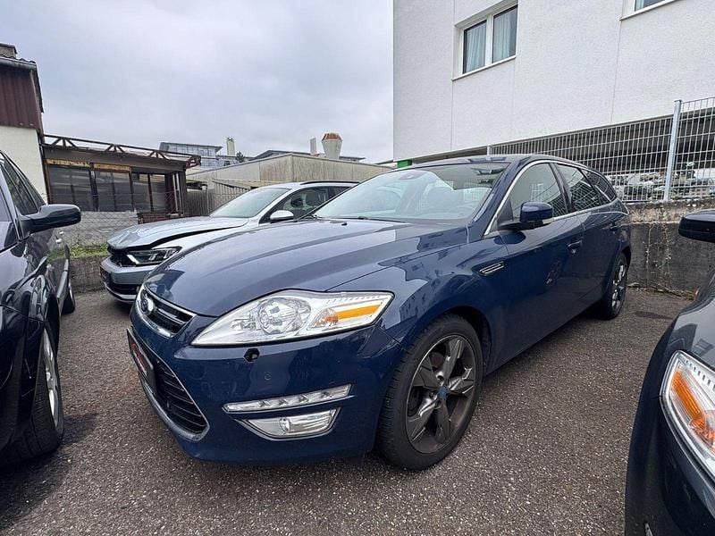 Blau Gebraucht 2011 Ford Mondeo Titanium Kombi | 2.490 € (Superpreis) - Bild 1/4