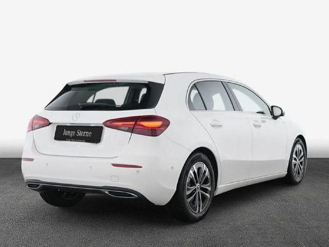 Gebraucht 2024 Mercedes A180 | 27.440 € (Superpreis) - Bild 1/4