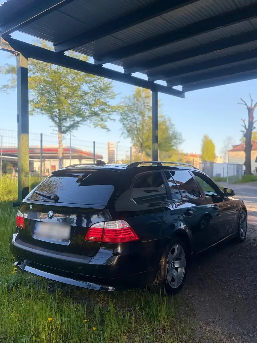 Second-hand BMW 520 Efficient Dynamics 177 CP (130 kW) 2010 Negru Break