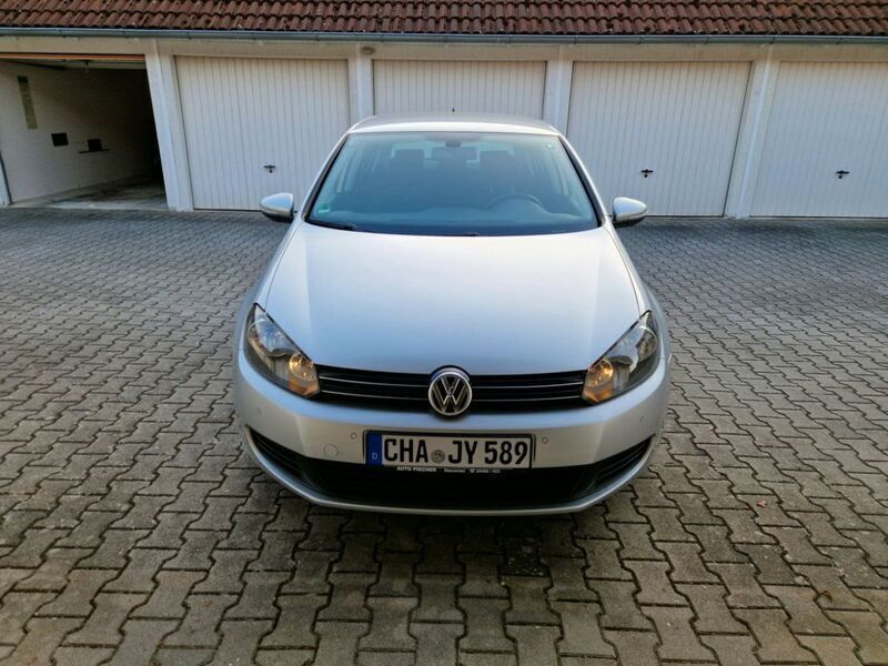 Silber Gebraucht 2010 VW Golf VI Limousine | 5.000 € (Etwas zu teuer) - Bild 1/4