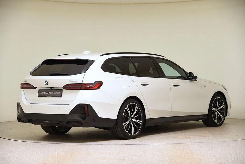 Gebraucht BMW 540 M Sport 286 PS (210 kW) 2025 Weiß Kombi
