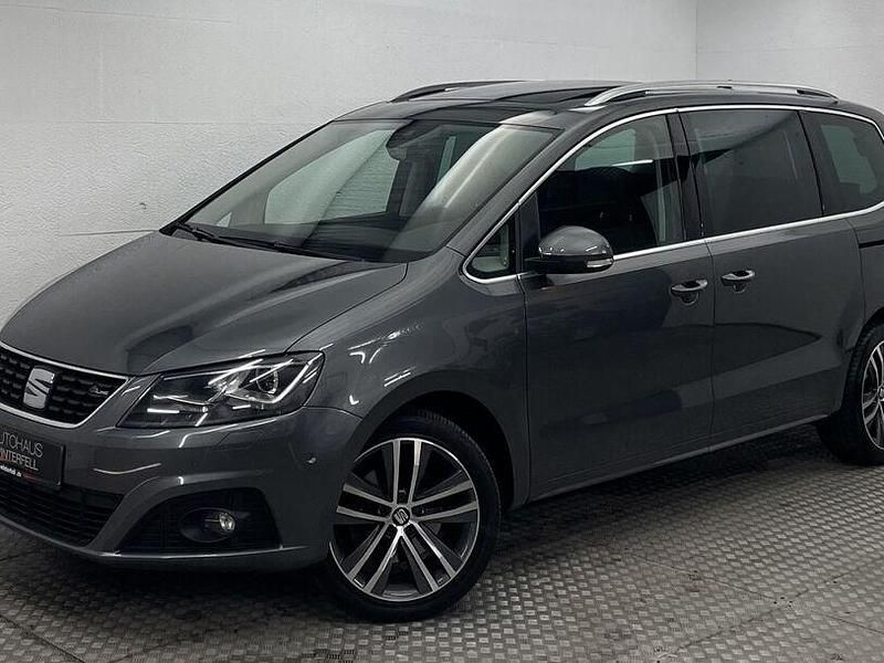Indium grau Gebraucht 2020 Seat Alhambra FR-Line Van / Kleinbus | 31.400 € - Bild 1/4
