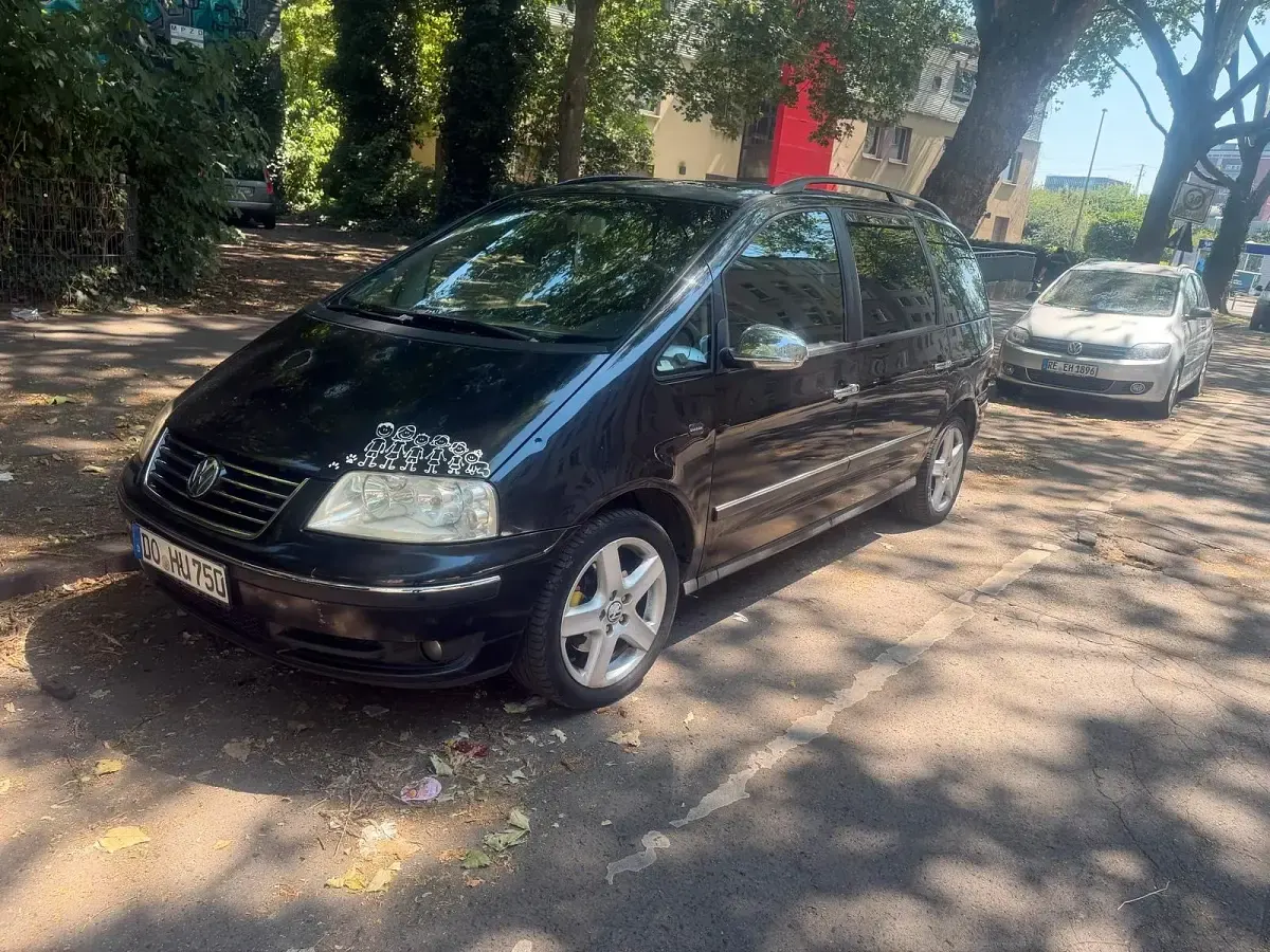 Gebraucht VW Sharan 116 PS (85 kW) 2005 Schwarz Van / Kleinbus