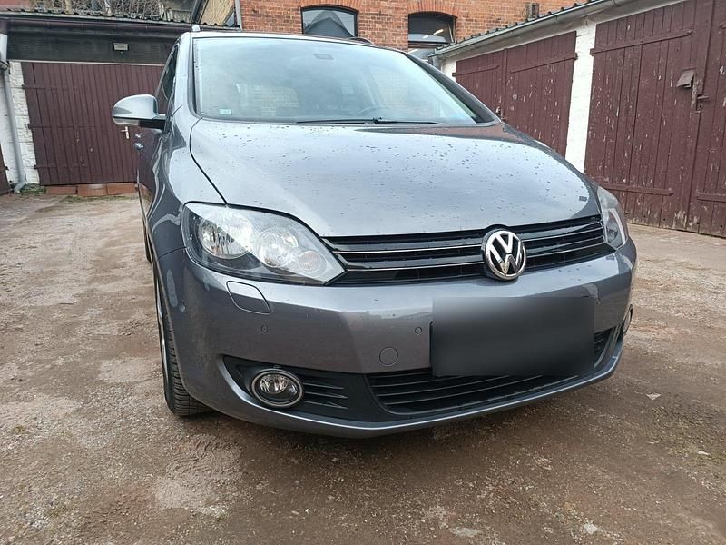 Gebraucht VW Golf VI Team 105 PS (77 kW) 2010 Grau Kleinwagen