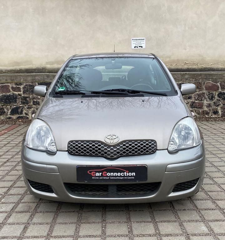 Gebraucht Toyota Yaris Sol 87 PS (63 kW) 2005 Grau Limousine