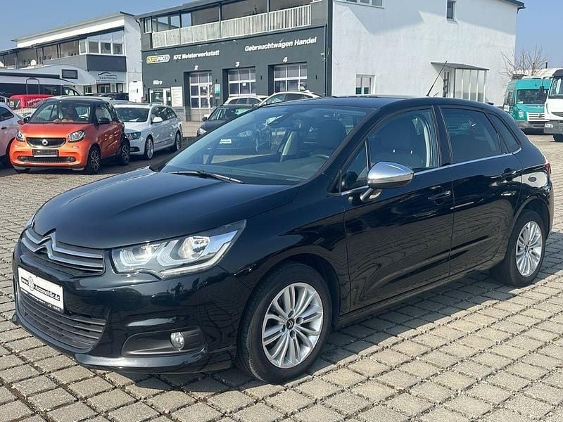 Gebraucht Citroën C4 SELECTION 120 PS (88 kW) 2015 Schwarz Limousine