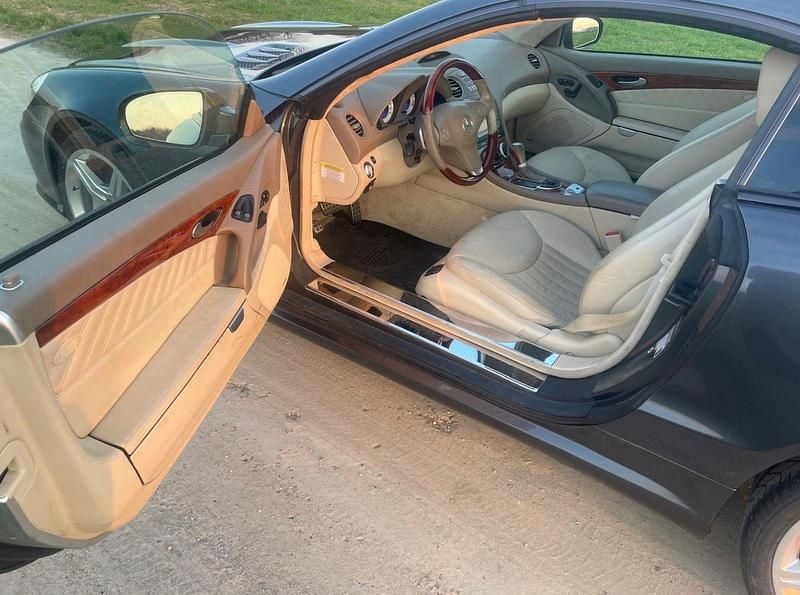 Gebraucht Mercedes SL600 517 PS (380 kW) 2010 Silber Cabrio