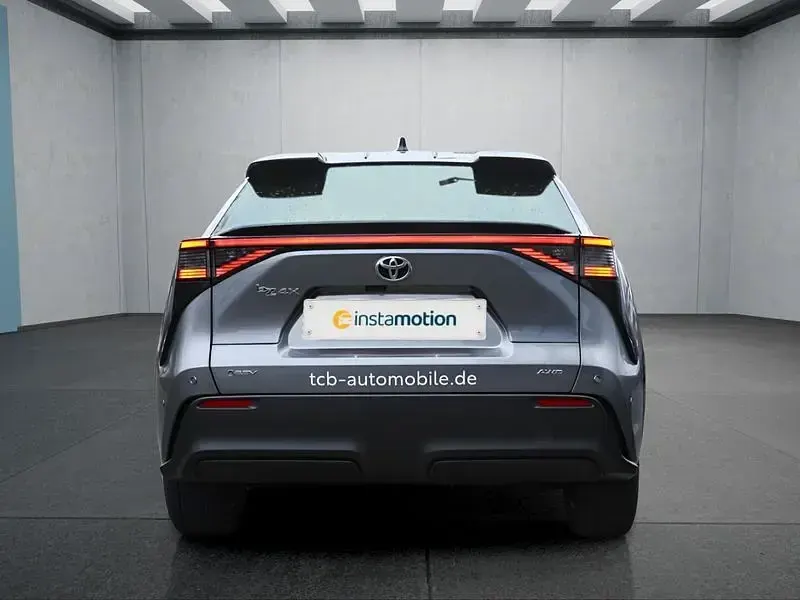 Gebraucht Toyota bZ4X Lounge 252 kW (343 PS) 2026 Grau SUV