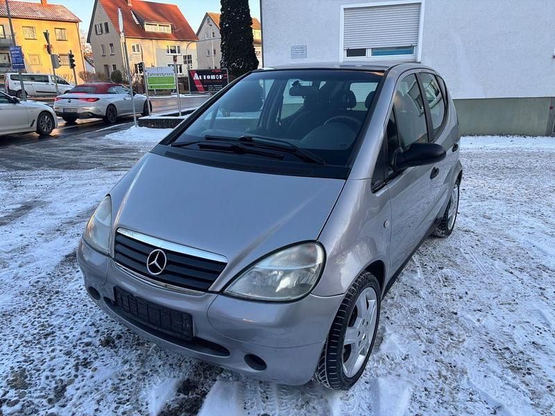 Gebraucht Mercedes A140 Classic 82 PS (60 kW) 2000 Silber Van / Kleinbus