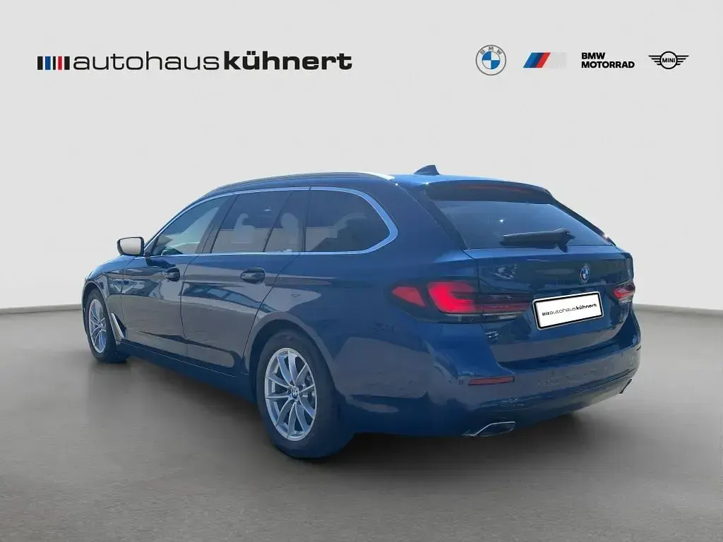 Gebraucht BMW 530 Sport Line 252 PS (185 kW) 2022 Blau Kombi