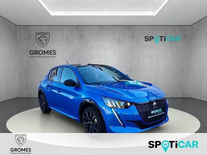 Blau Gebraucht 2023 Peugeot e-208 GT Kleinwagen | 20.790 € (Fairer Preis) - Bild 1/4