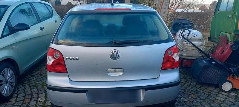 Gebraucht VW Polo 53 PS (38 kW) 2003 Silber Kleinwagen