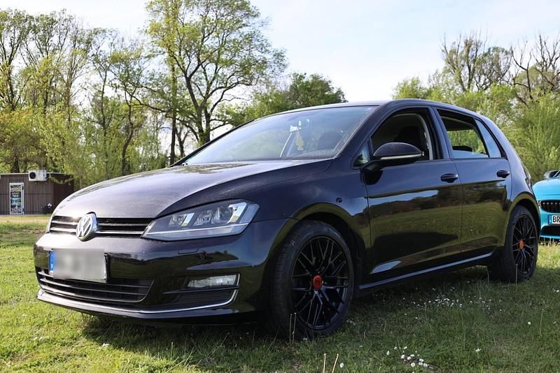 Gebraucht VW Golf VII 122 PS (89 kW) 2013 Schwarz Kleinwagen