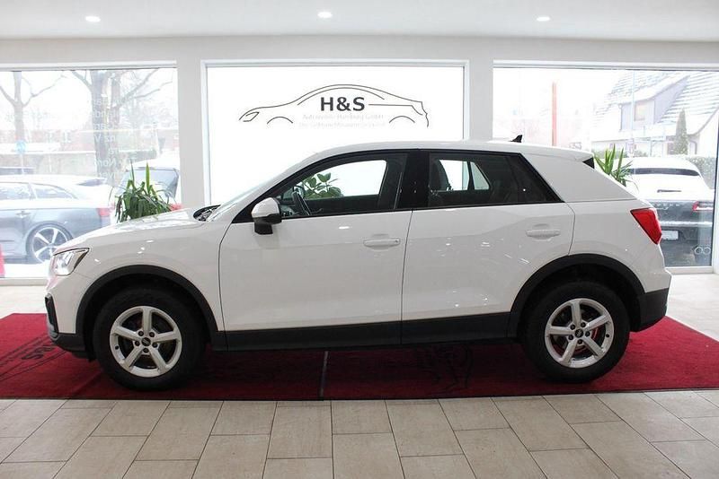 Gebraucht Audi Q2 Ambiente 150 PS (110 kW) 2022 Ibisweiß SUV