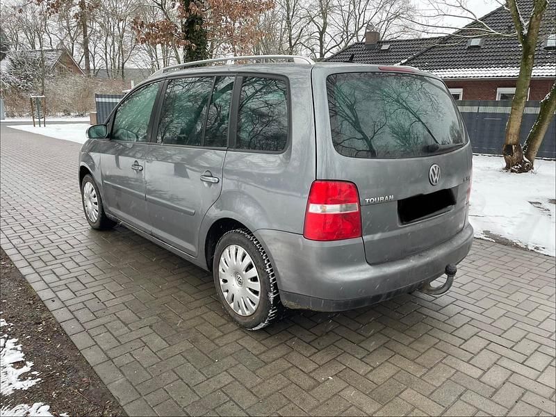 Gebraucht VW Touran 116 PS (85 kW) 2008 Grau Van / Kleinbus