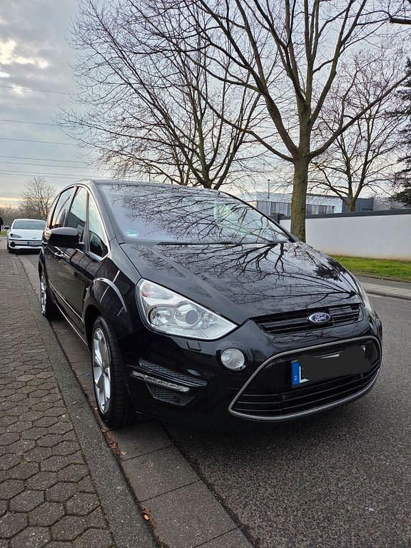 Schwarz Gebraucht 2012 Ford S-MAX S Van / Kleinbus | 3.900 € (Superpreis) - Bild 1/4