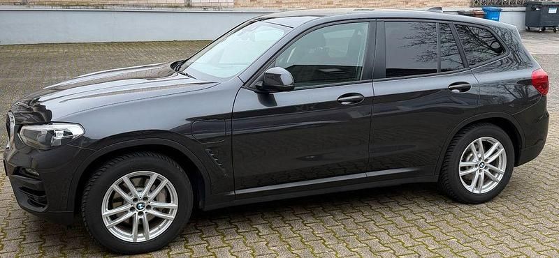 Schwarz Gebraucht 2021 BMW X3 Advantage SUV | 26.900 € (Fairer Preis) - Bild 1/4