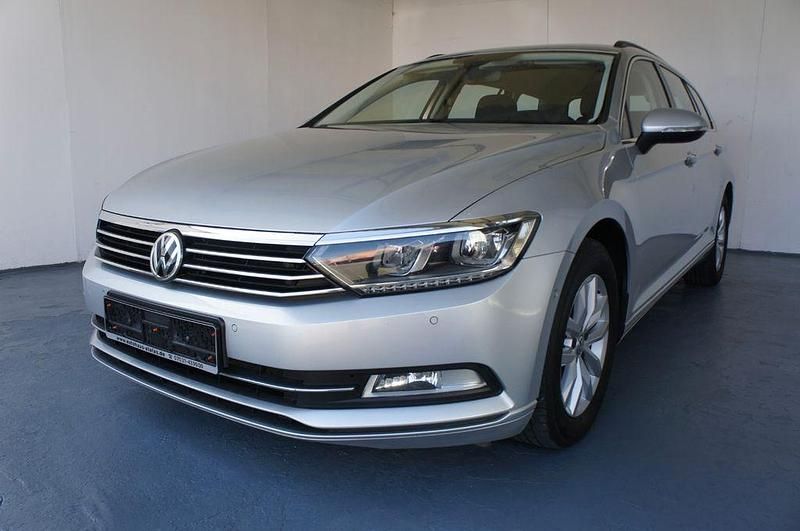 Gebraucht VW Passat Comfortline 150 PS (110 kW) 2019 Silber Kombi
