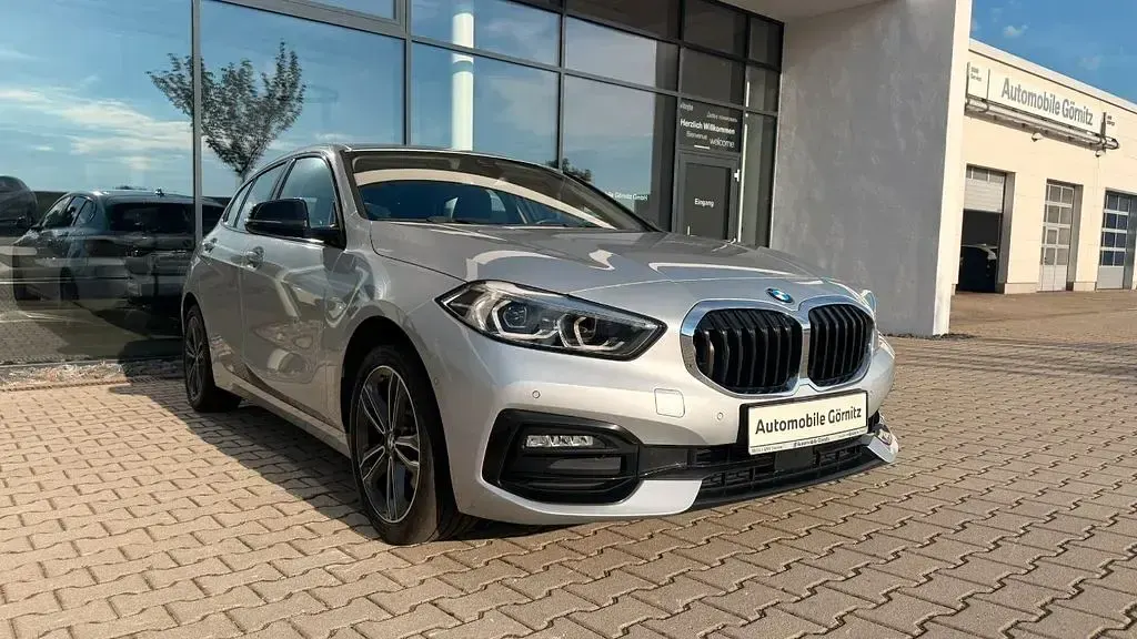 Gebraucht BMW 120 Sport Line 190 PS (139 kW) 2021 Silber Kleinwagen