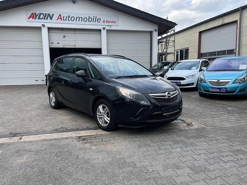 Schwarz Gebraucht 2013 Opel Zafira Tourer Edition Van / Kleinbus | 5.900 € (Guter Preis) - Bild 1/4