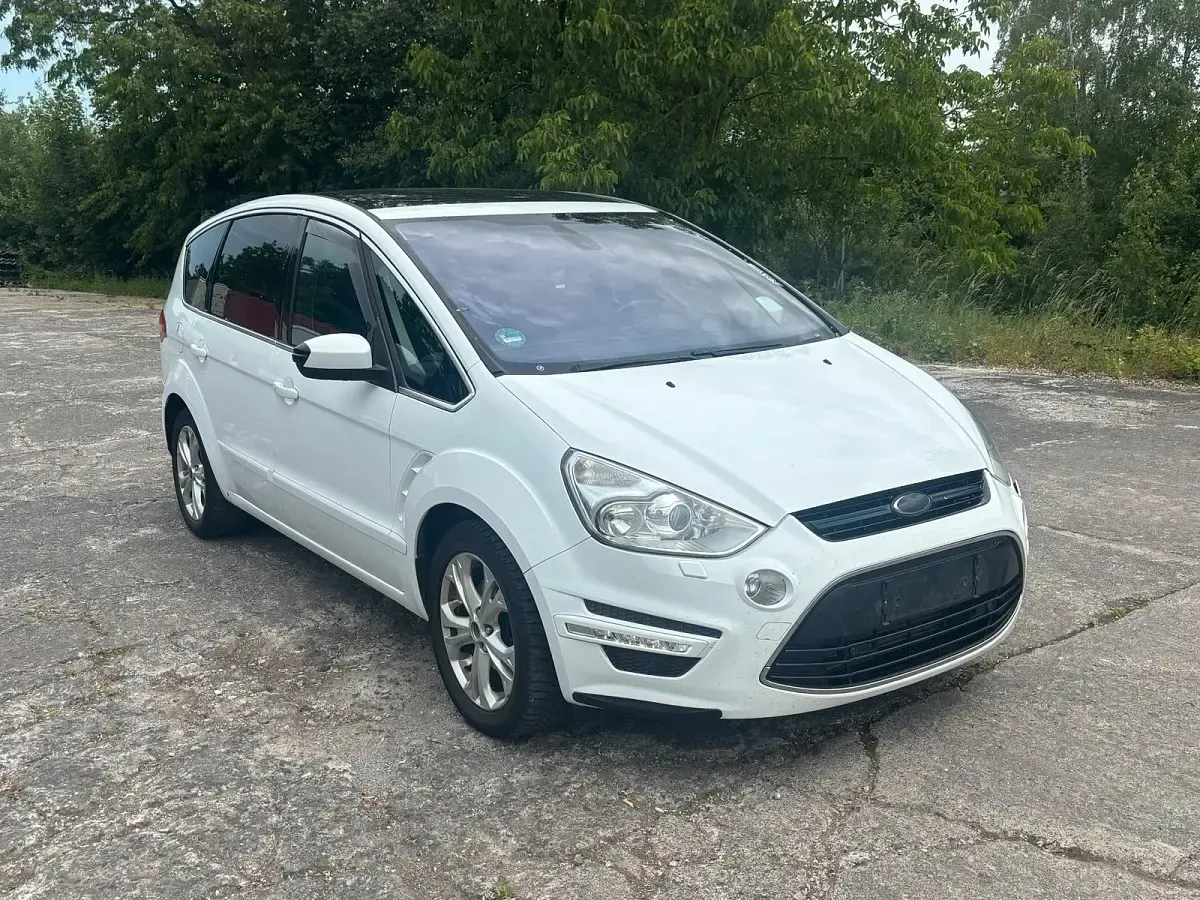 Gebraucht Ford S-MAX S 140 PS (102 kW) 2010 Weiß Van / Kleinbus