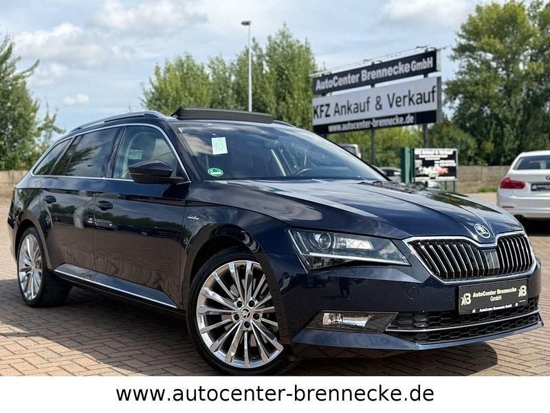 Blau Gebraucht 2020 Skoda Superb LAURIN & KLEMENT Kombi | 28.950 € (Fairer Preis) - Bild 1/4