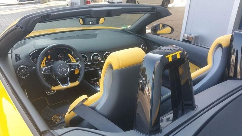 Gebraucht Audi TT Roadster Ambiente 310 PS (228 kW) 2016 Gelb Cabrio
