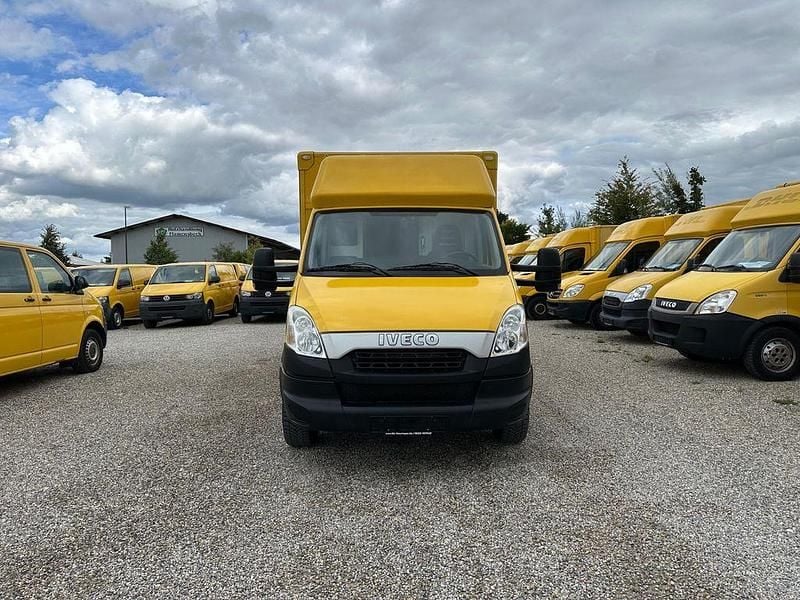 Gebraucht Iveco Daily 106 PS (77 kW) 2013 Gelb Limousine