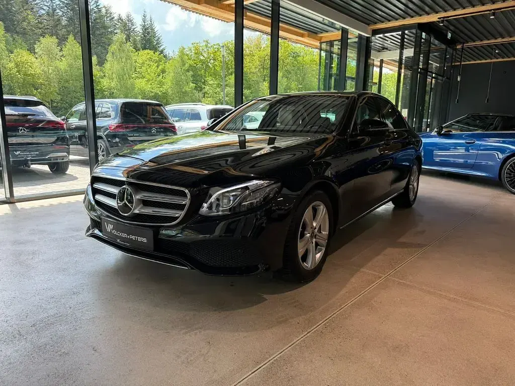 Gebraucht Mercedes E300 245 PS (180 kW) 2017 Schwarz Limousine