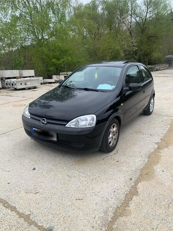 Schwarz Gebraucht 2000 Opel Corsa Comfort Kleinwagen | 998 € (Guter Preis) - Bild 1/4