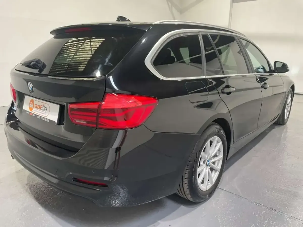 Gebraucht BMW 318 Advantage 150 PS (110 kW) 2018 Schwarz Kombi