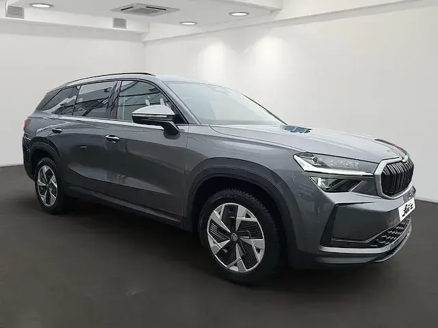Gebraucht Skoda Kodiaq Selection 204 PS (150 kW) 2025 Graphitegrau metallic SUV