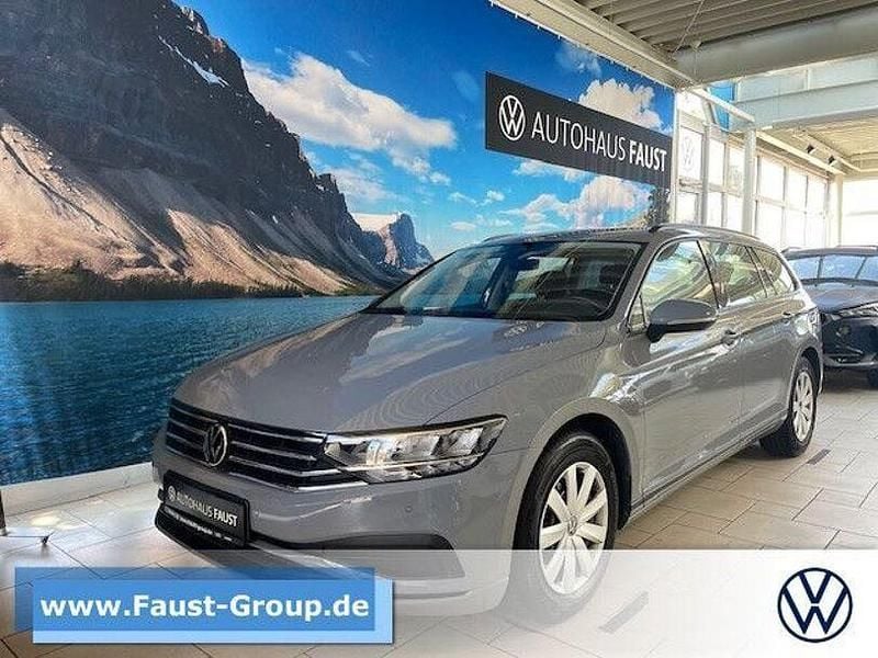 Grau Gebraucht 2022 VW Passat Kombi | 21.400 € (Superpreis) - Bild 1/4