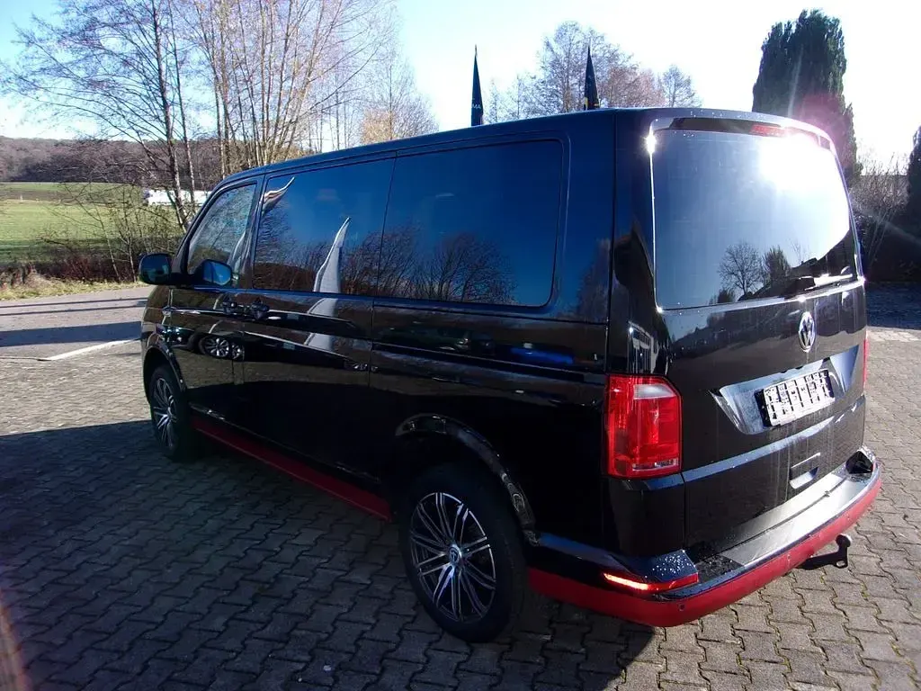 Gebraucht VW T6 Comfortline 204 PS (150 kW) 2018 Schwarz Van