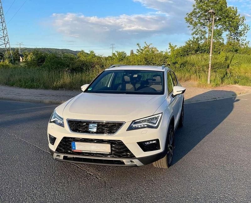 Weiß Gebraucht 2019 Seat Ateca XCELLENCE SUV | 19.900 € (Fairer Preis) - Bild 1/4