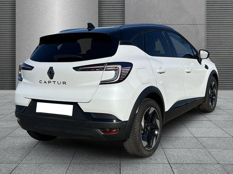 Gebraucht Renault Captur Techno 158 PS (116 kW) 2025 Perlmuttweiß + blackpearlsch SUV