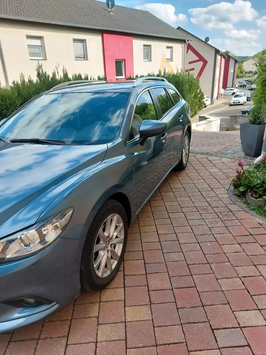 Używany Mazda 6 150 KM (110 kW) 2013 Niebieski Kombi