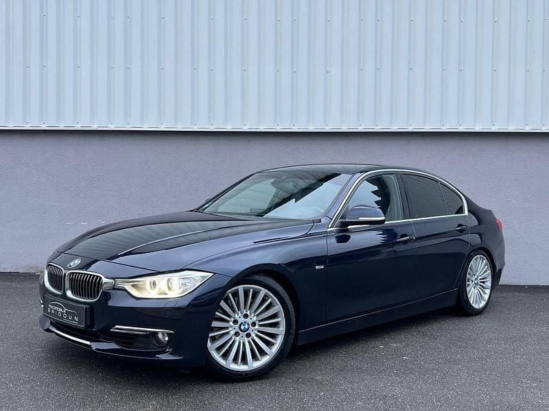 Blau Gebraucht 2014 BMW 335 Luxury Line Limousine | 15.990 € (Guter Preis) - Bild 1/4